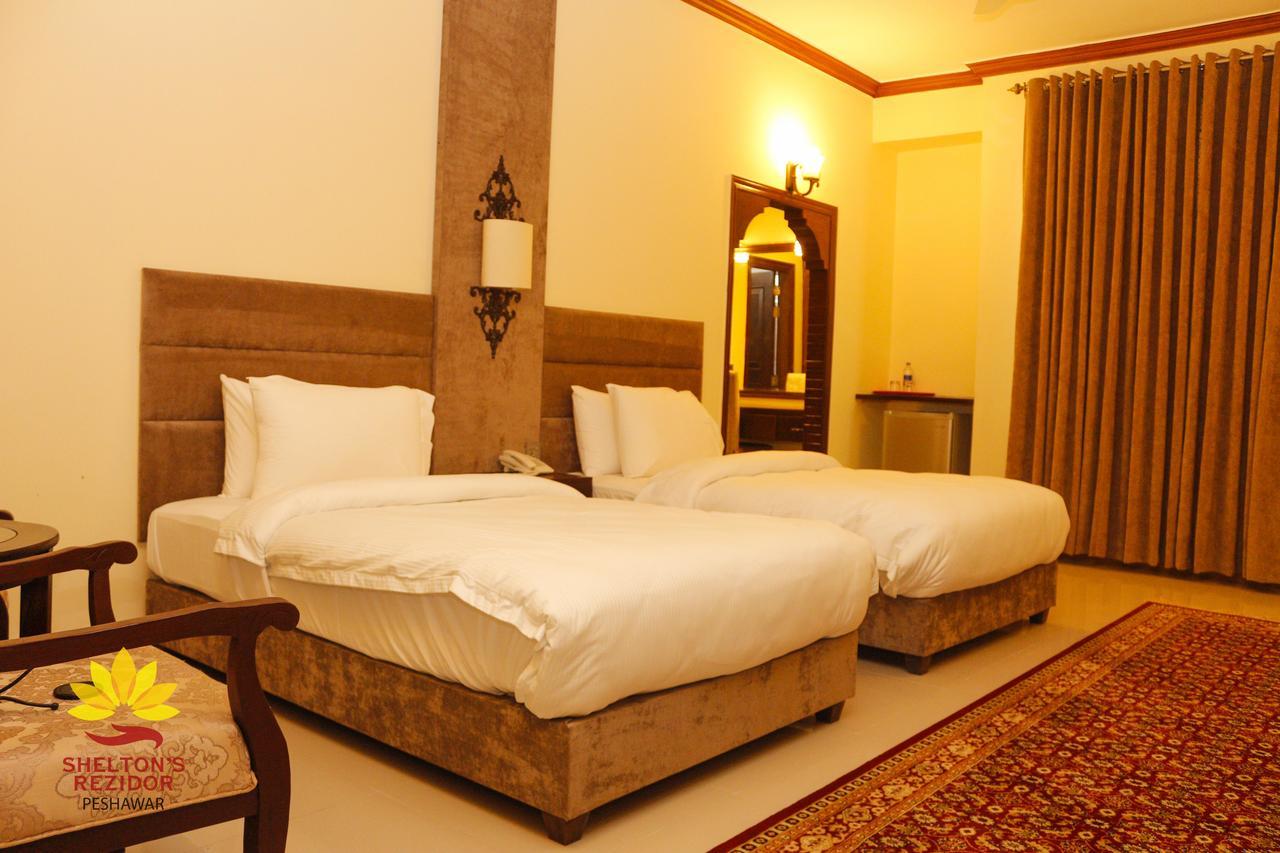 Shelton'S Rezidor Hotel Peshawar Exterior foto